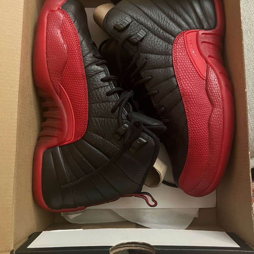 2016 Jordan Retro 12 “Flu Games”